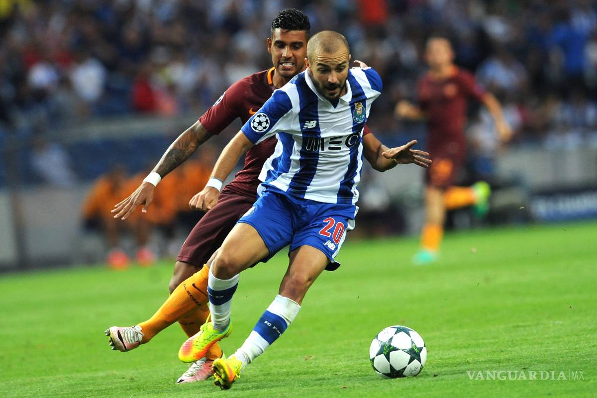 Porto con legión mexicana no puede con la Roma