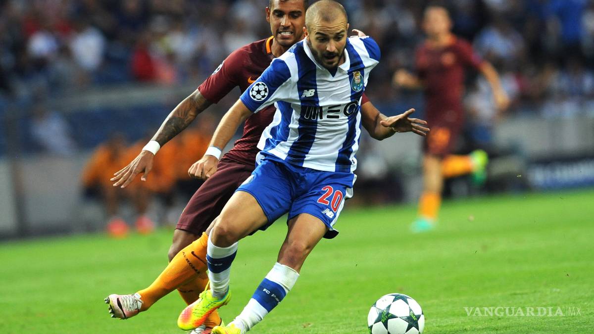 Porto con legión mexicana no puede con la Roma