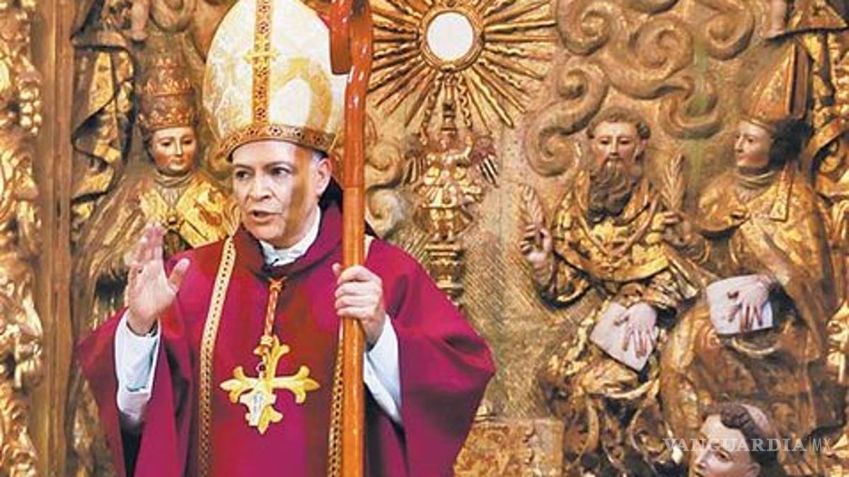 “¡Sí se pudo!”, le gritan a Carlos Aguiar Retes, nuevo cardenal de la CDMX