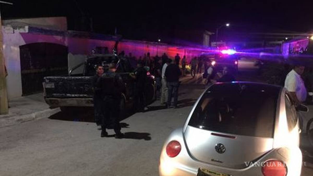 Balean a dos al salir del Autódromo Torreón