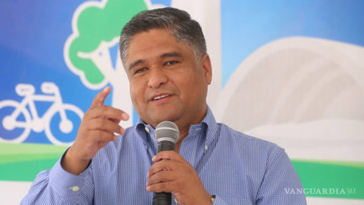 Alcalde de San Nicolás, Víctor Fuentes, comparece ante Fiscalía