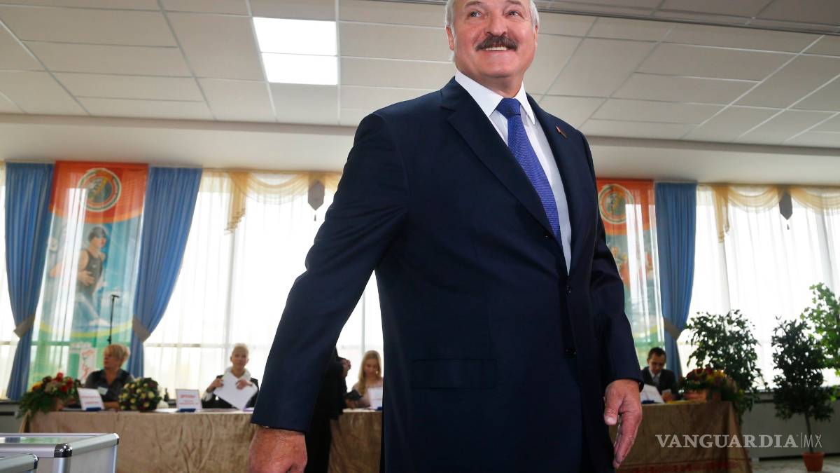 Gana Lukashenko las elecciones en Bielorrusia, gobierna al país redes 1994