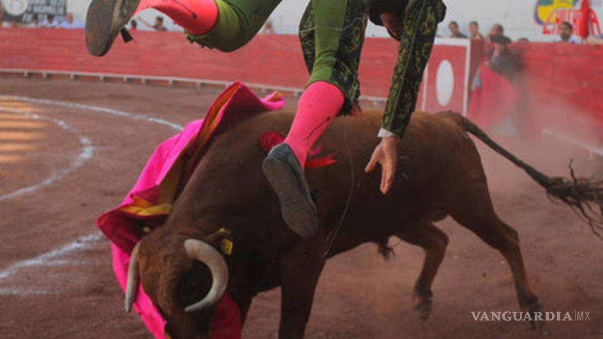 Continúa grave en Torreón el matador de toros “El Pana”