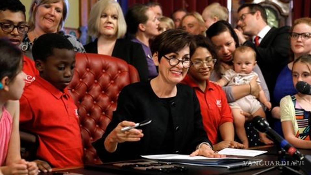 Iowa prohíbe aborto desde que se escuche latido del feto