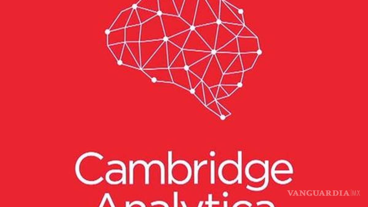 Morena pide a INE investigar huella de Cambridge Analytica en México