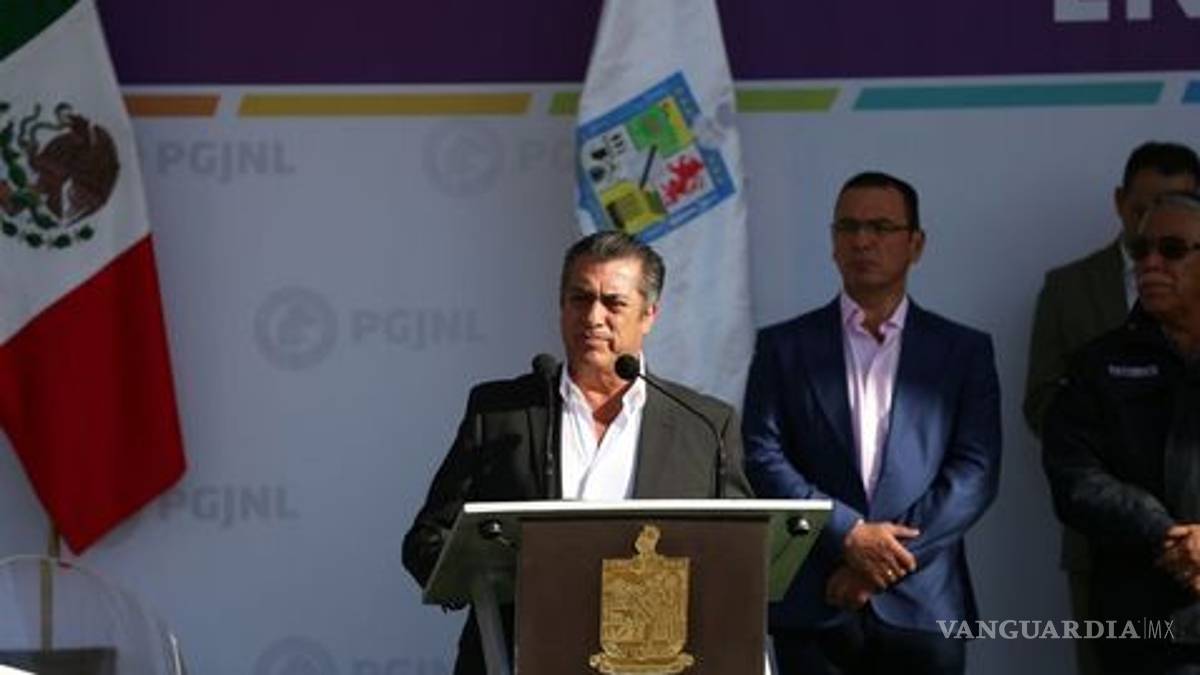 Anaya no encuentra la salida: 'El Bronco'