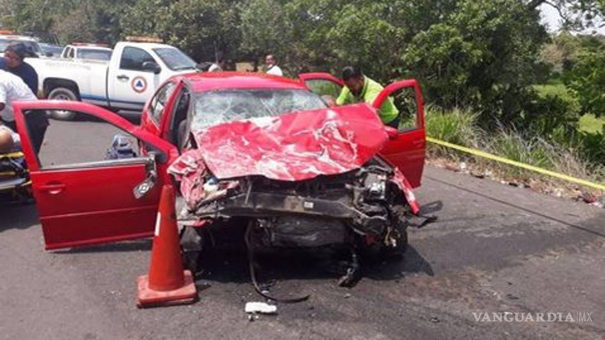 Choque en Veracruz deja un muerto y cinco heridos