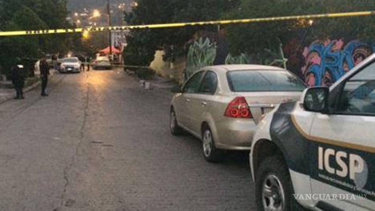 Hombre de 35 mata a su novia de 17 y la entierra en el patio, en Monterrey