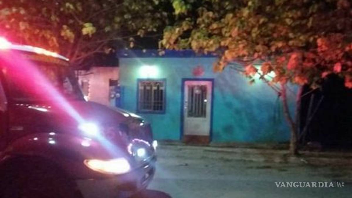 Hombre prende fuego a casa con su familia adentro en Nuevo León