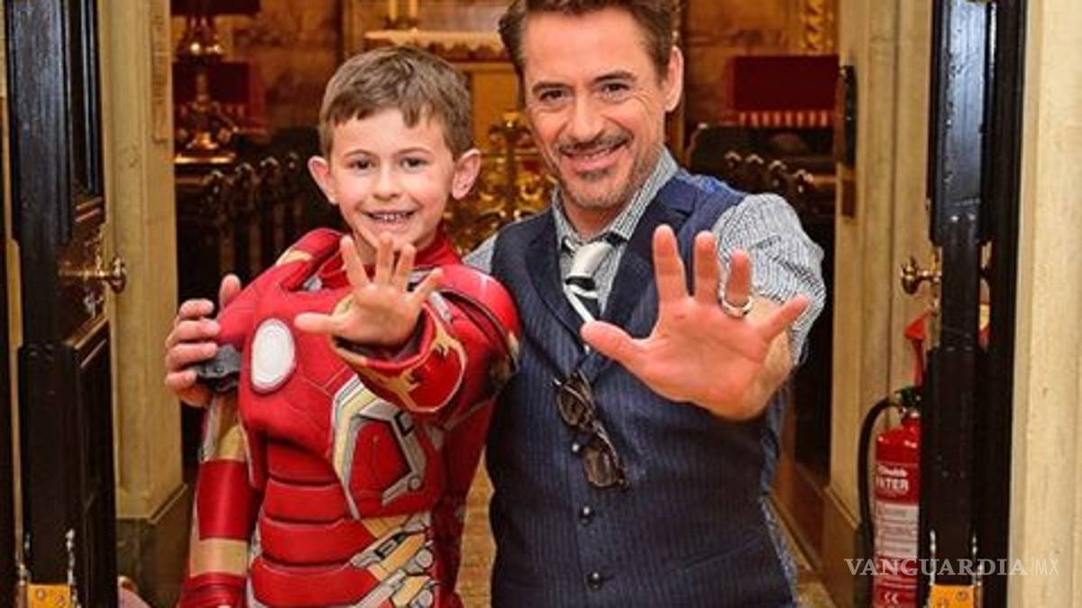 Iron Man visita niños en hospital de Londres