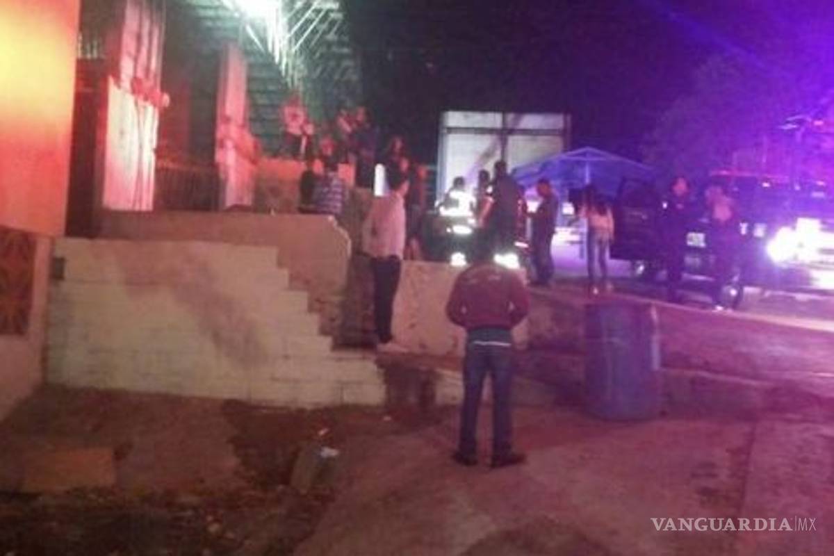 Hombre golpea a su pareja por festejar el título de Tigres