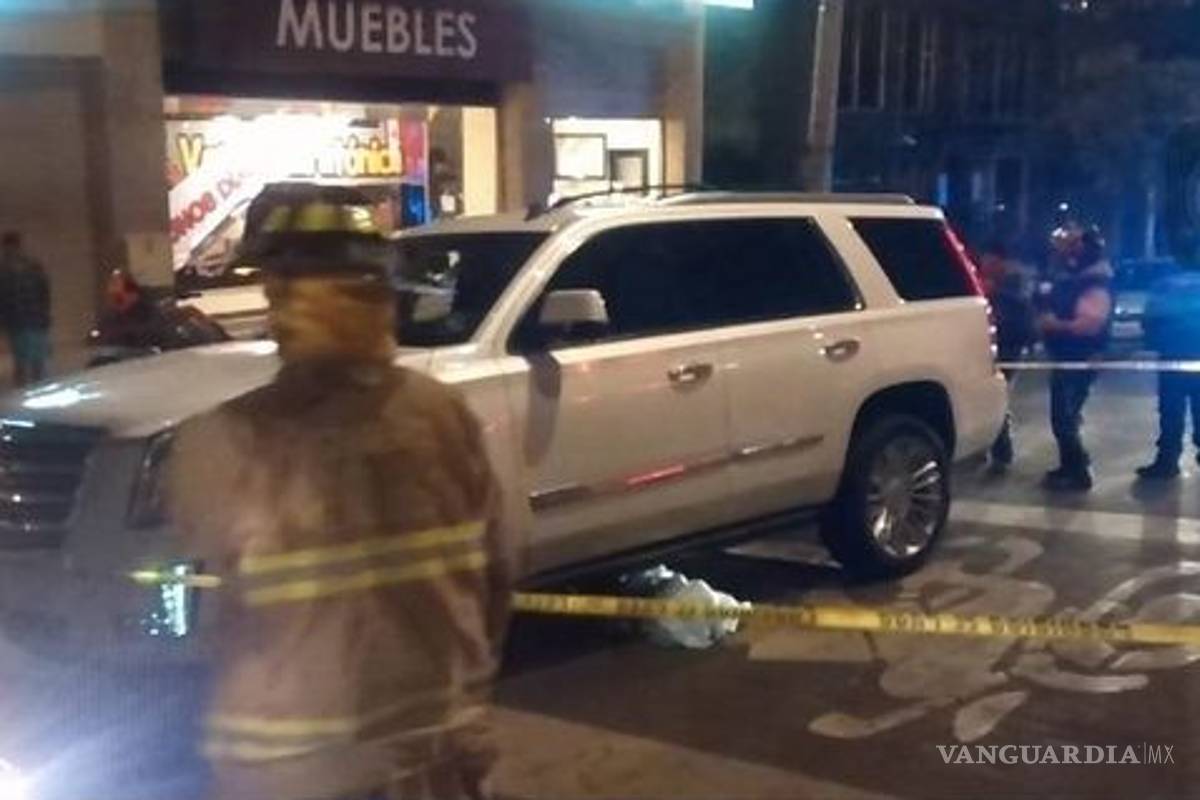 Niña hacía malabares para sobrevivir y muere atropellada; camioneta que la mató tiene multas por exceso de velocidad
