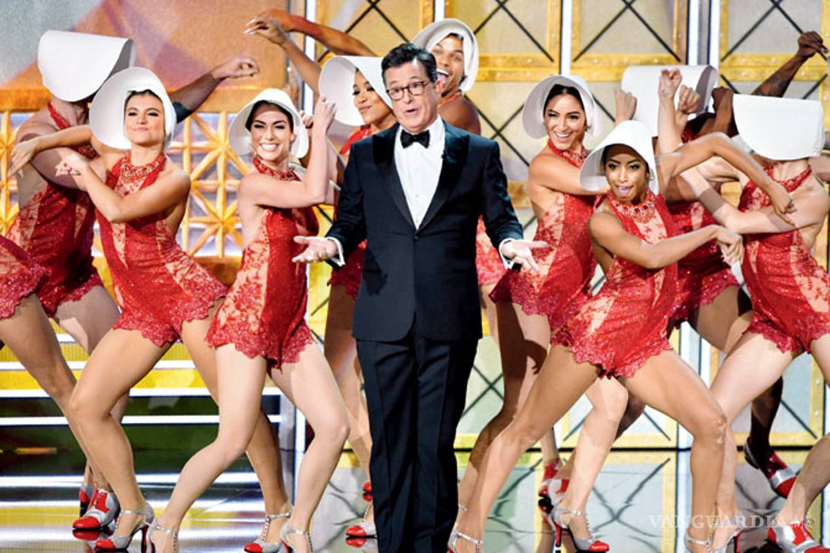 Stephen Colbert responde tras crítica de Trump sobre los Emmys