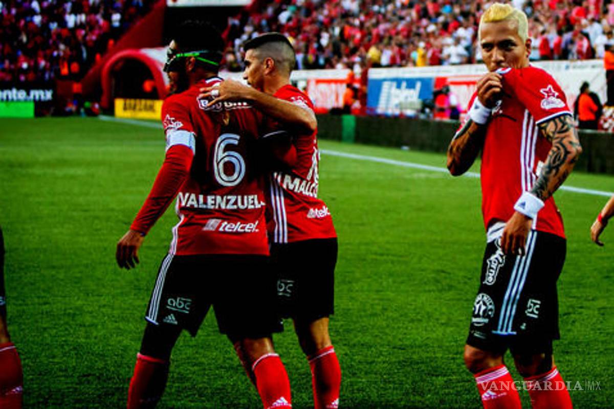 Xolos destroza a las Chivas con 4-0