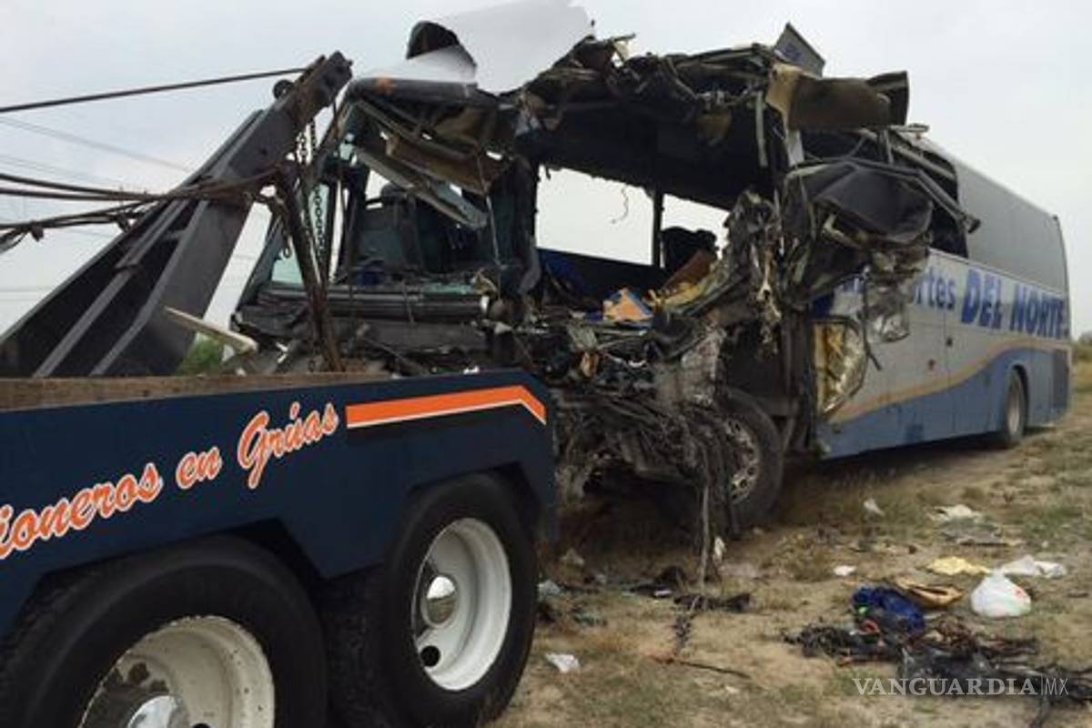 Mueren en choque cuando regresaban de un funeral en Tamaulipas