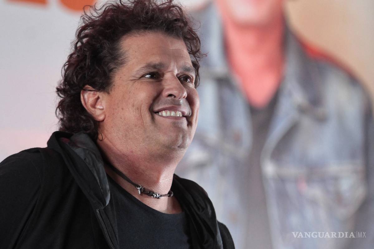&quot;No reconocer fuerza de México es echar a EU para atrás&quot;, dice el cantante Carlos Vives