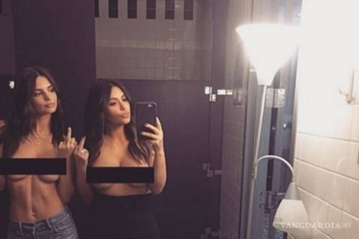 Kim Kardashian y Emily Ratajkowski posan en 'topless'