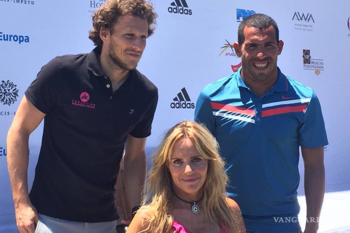 Forlán y Tevez dejan el fútbol para jugar golf