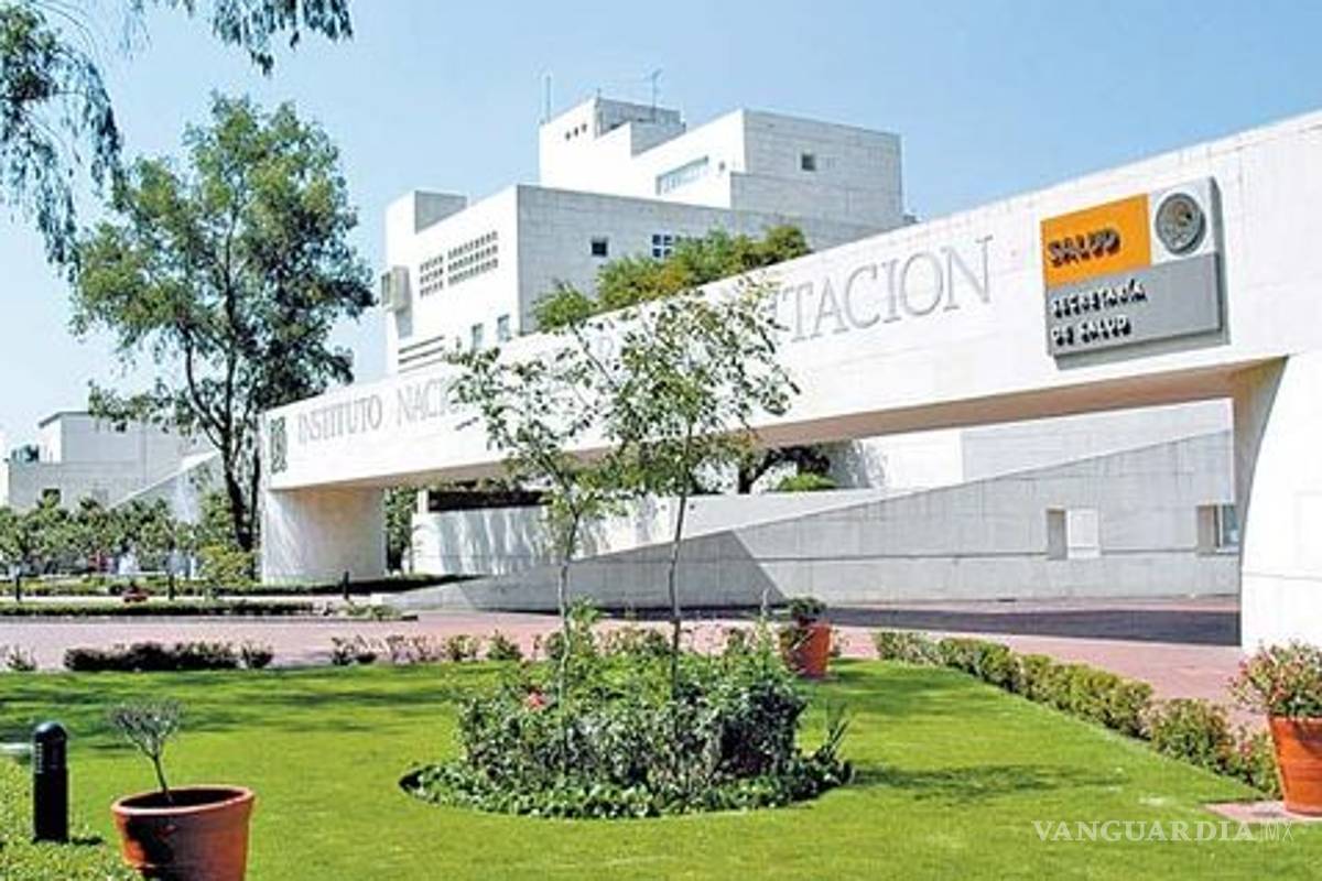 Mexicana implanta en niño una oreja creada en laboratorio ¡con una rata!