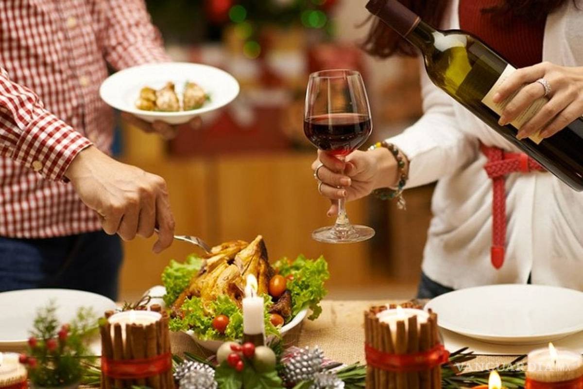 Alistan restaurantes paquetes para cena de Navidad y fin de año