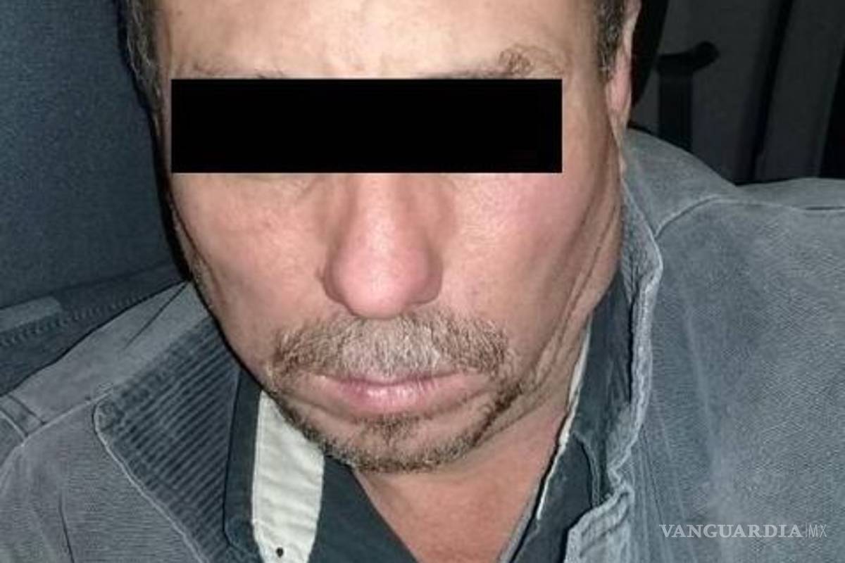 Capturan a hombre con droga y 25 retrovisores en Monterrey