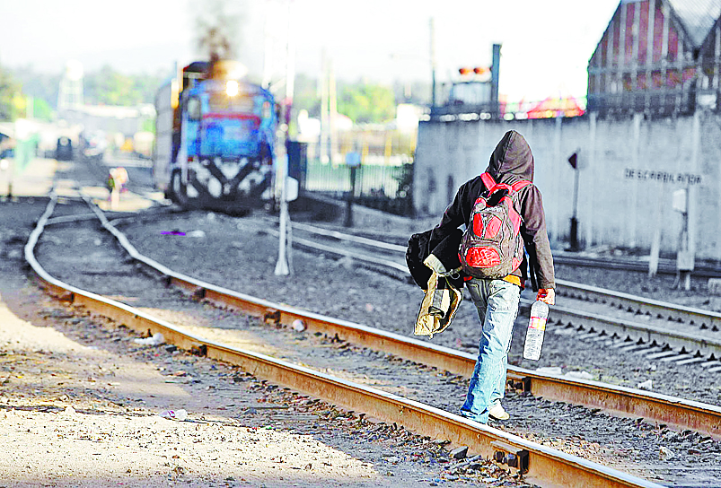 Defensor de los migrantes critica 'muro fronterizo' de Donald Trump