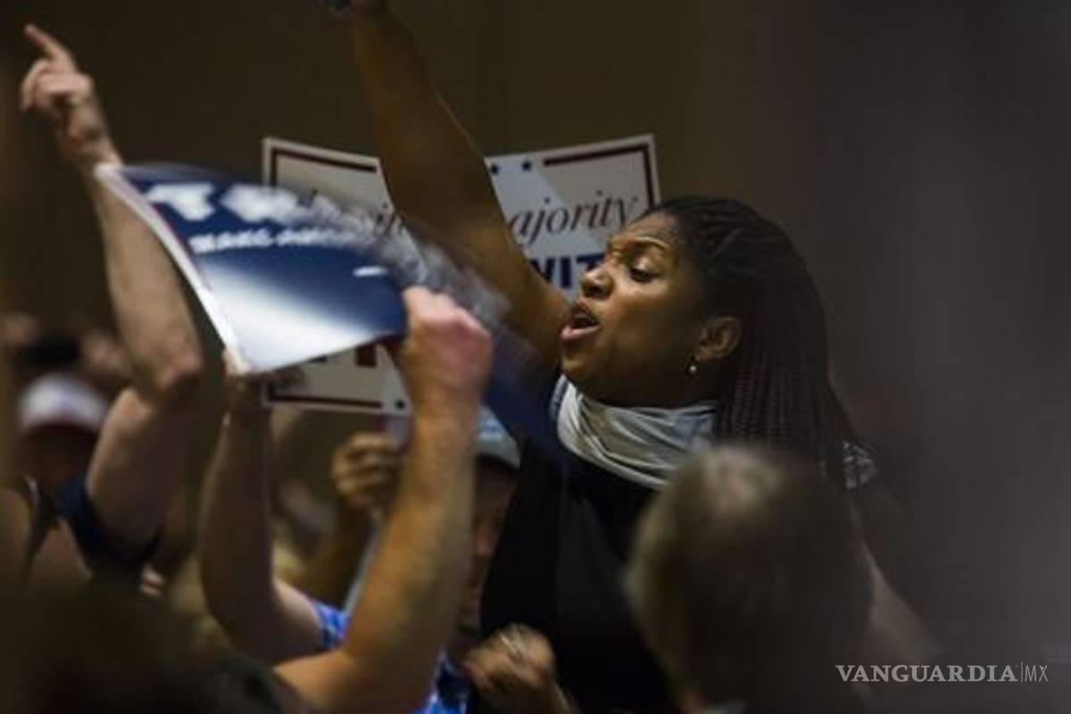 Trump rechaza que su campaña sea violenta; siguen las protestas