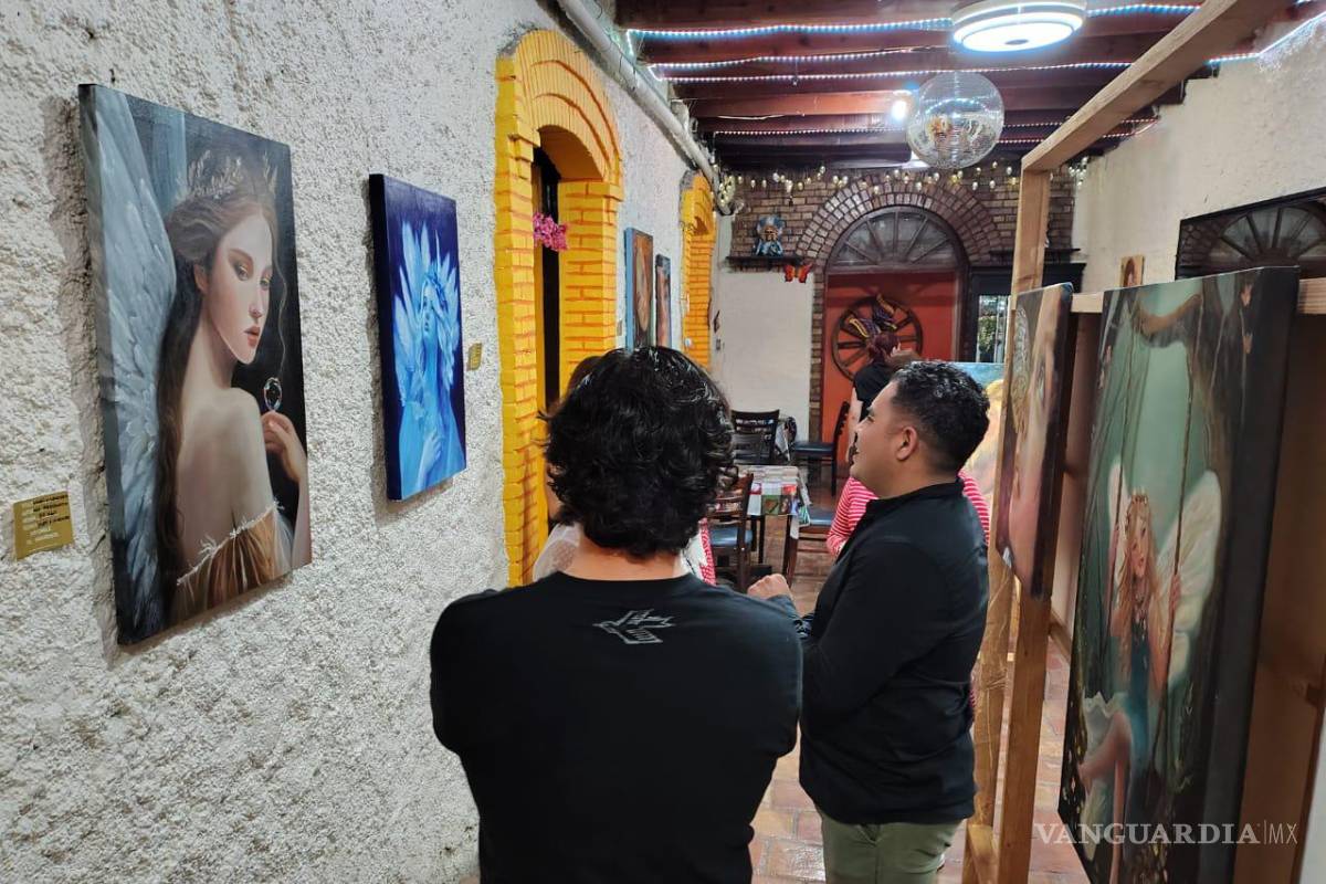 Exposición ‘Reinos Encantados’ se despide del Café Monarca en Saltillo, al conjuro de la obra de María Arredondo