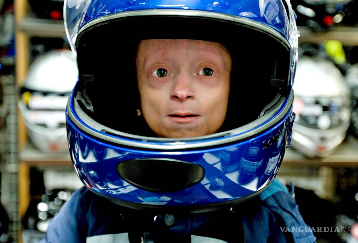 $!Foto del Jesper Sorensen, cuando tenía 11 aÒñs, subido en una motocicletaen Holstebro (Dinamarca) el 20 de diciembre del 2008.