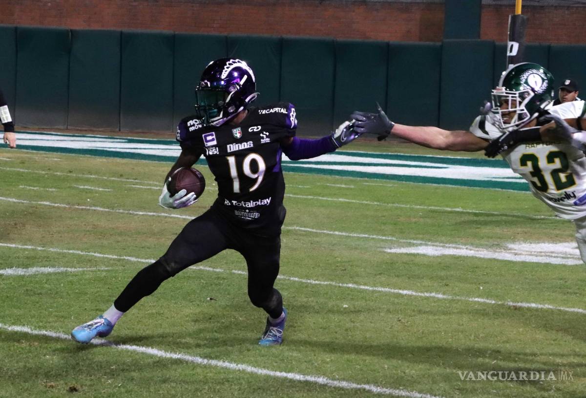 $!Dun Tayvium Royshaw Gross es el quinto receptor de la liga con 488 yardas por pase.