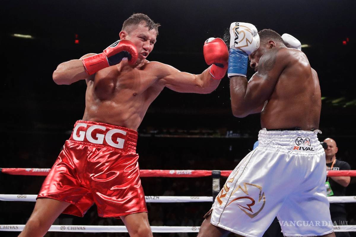 Golovkin regresa al ring y masacra a Steve Rolls