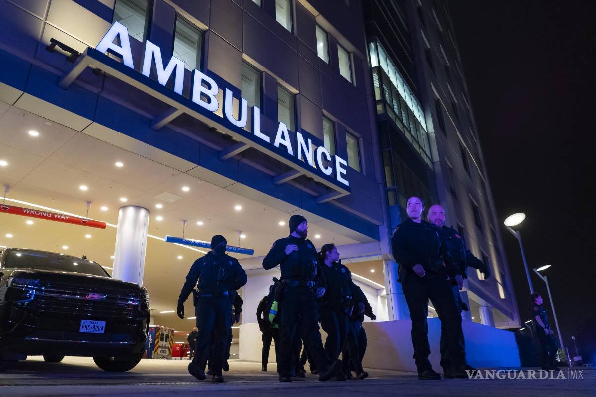 Acribillan a guardia de seguridad en centro comercial de Texas