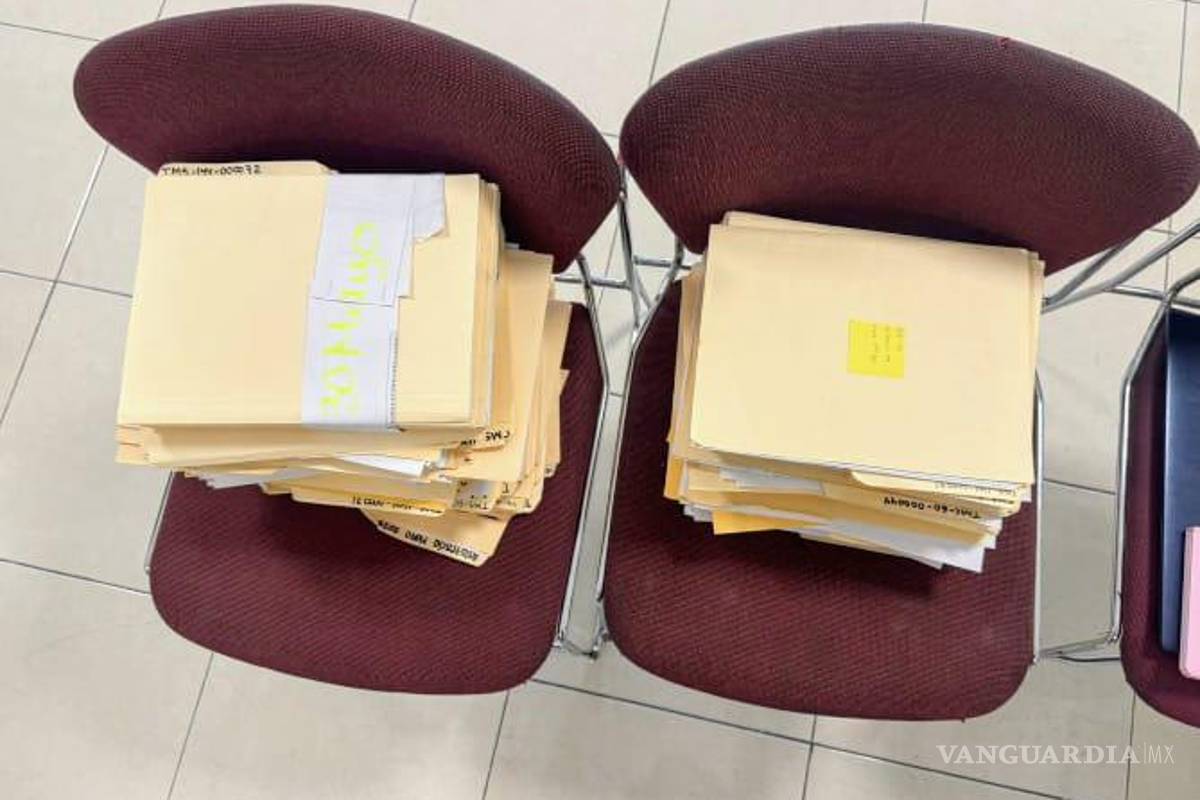 Tras denuncia por fraude detienen a 23 en financiera de autos en Nuevo León