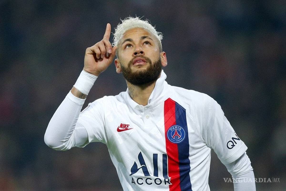 Neymar quiere renovar con el PSG, indican reportes en Francia