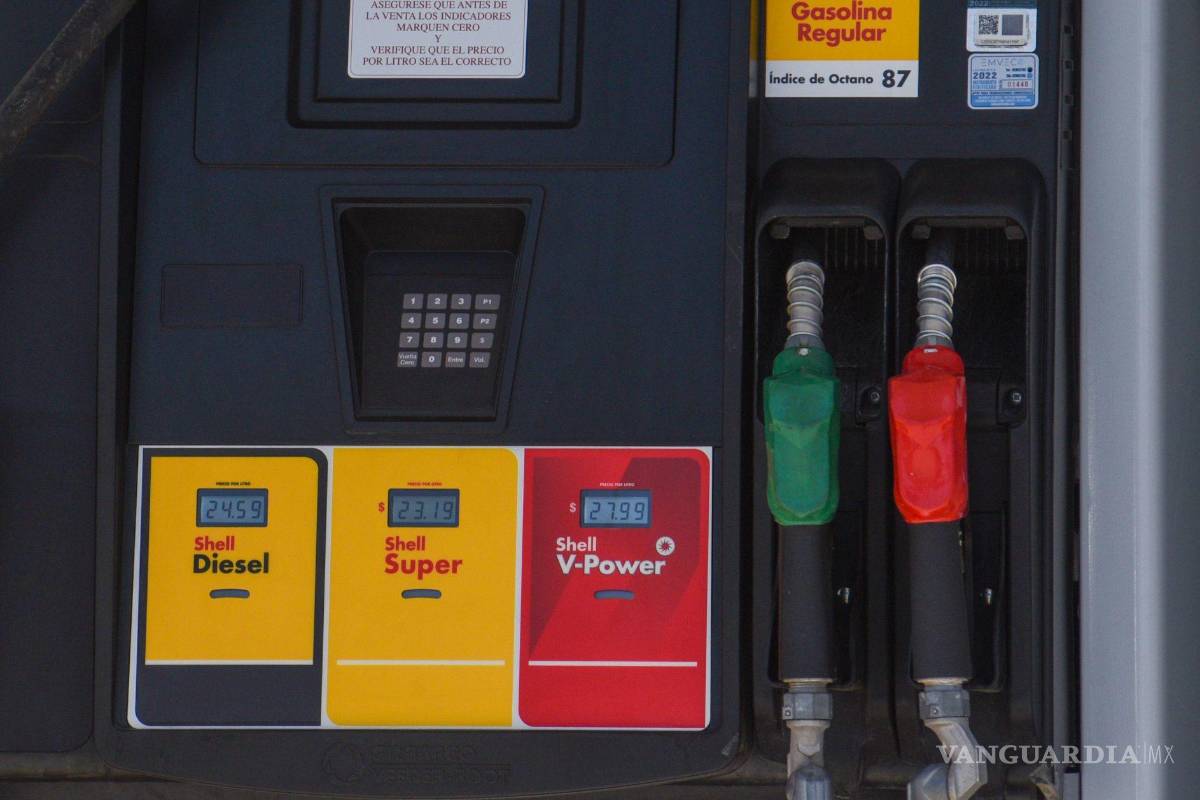 Advierte SHCP por escasez de gasolina en zonas de la frontera con EU