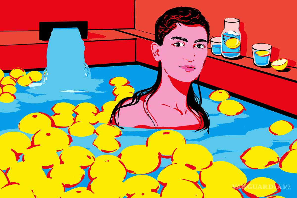 ¿Vas a simplificar tu rutina de belleza? Intenta beber agua, pero mejorada