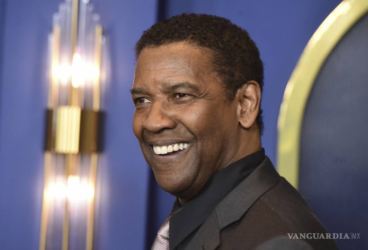 $!Denzel Washington llega al almuerzo de nominados de la 94a entrega de los Premios de la Academia el 7 de marzo de 2022 en Los Angeles.