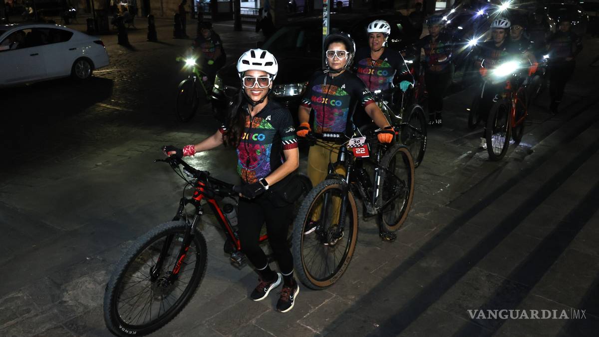 Saltillo: Hacen conciencia vial con rodada mujeres ciclistas