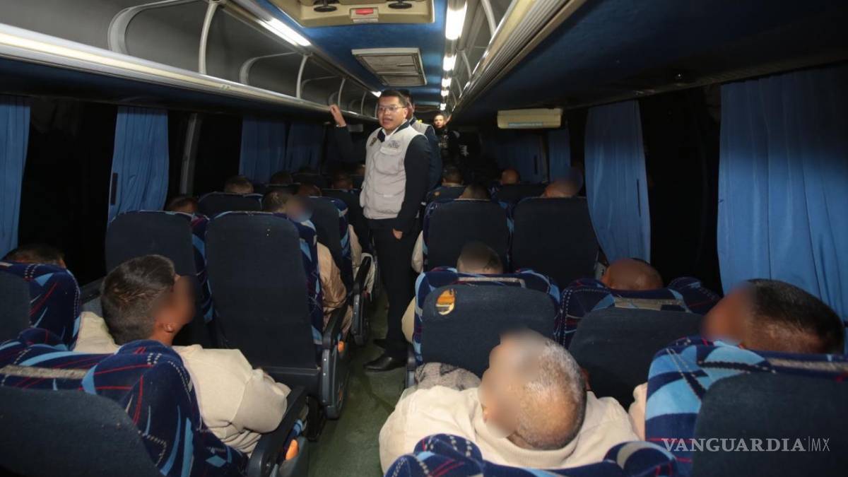 Trasladan a 100 reos al Cereso de Monclova; continúa despresurizan penales de Coahuila