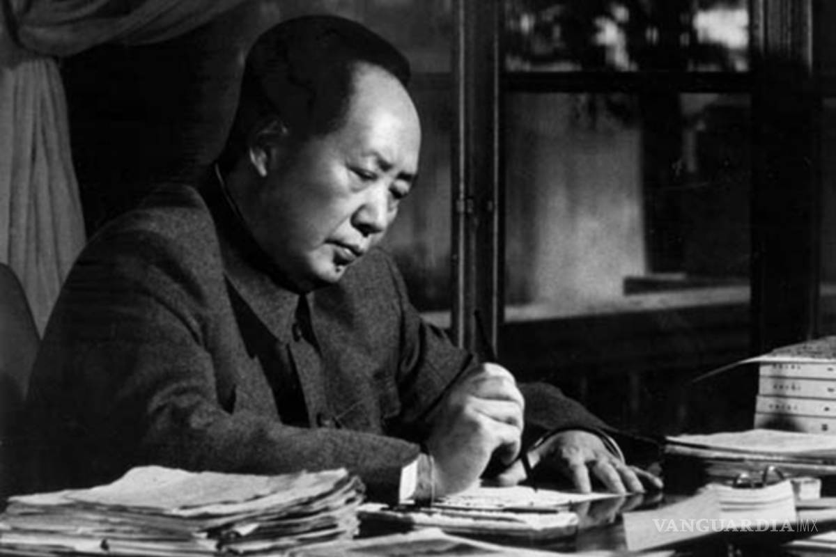 $!El "Pequeño Libro Rojo", la Biblia de Mao Tse-tung, cumple 50 años
