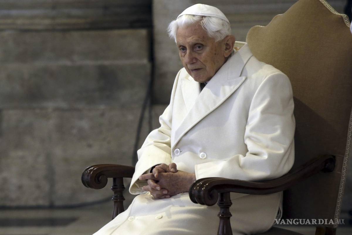 Benedicto XVI pide perdón por su gestión en los casos de abusos sexuales