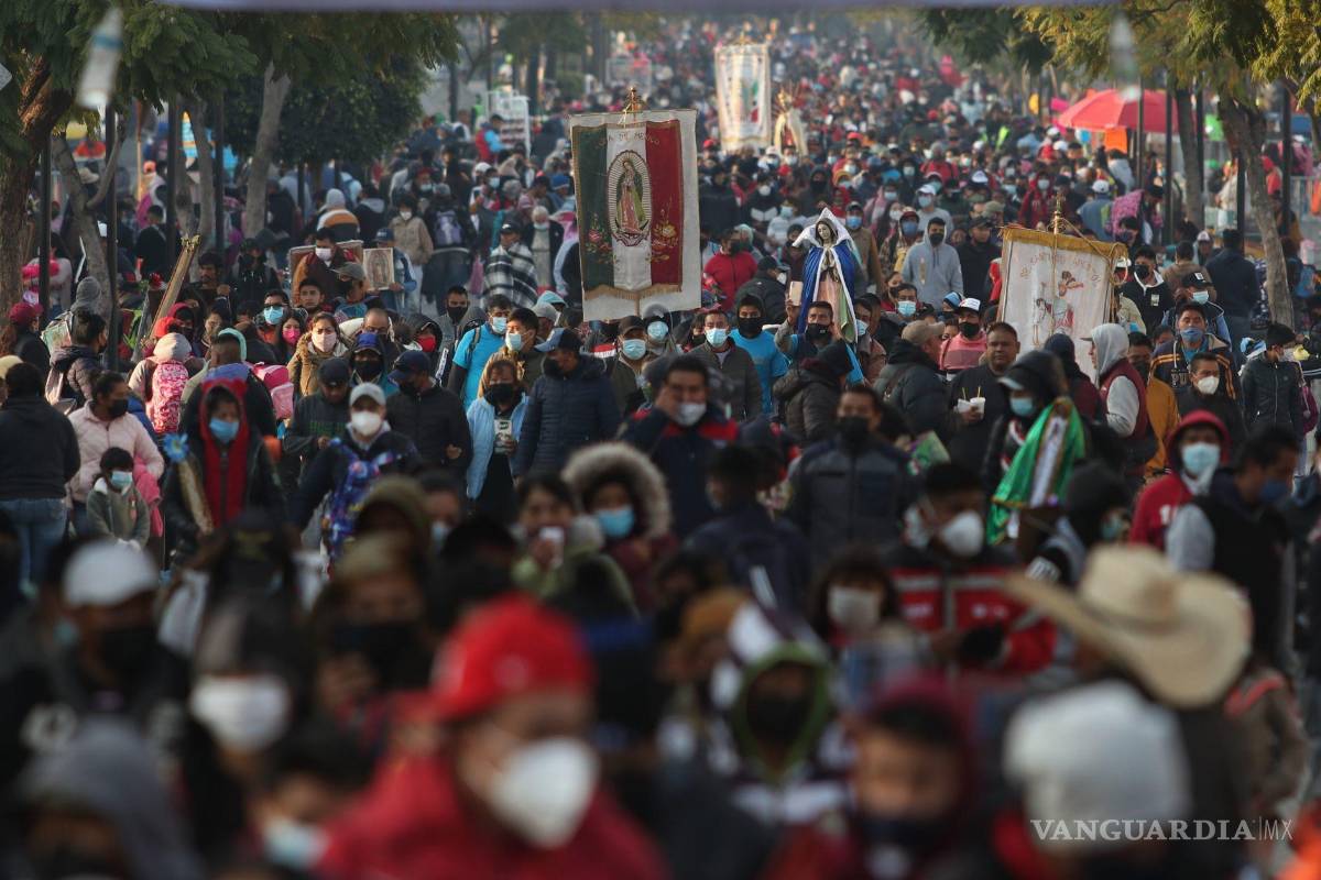 Abarrotan fieles peregrinos la Basílica de Guadalupe de la CDMX