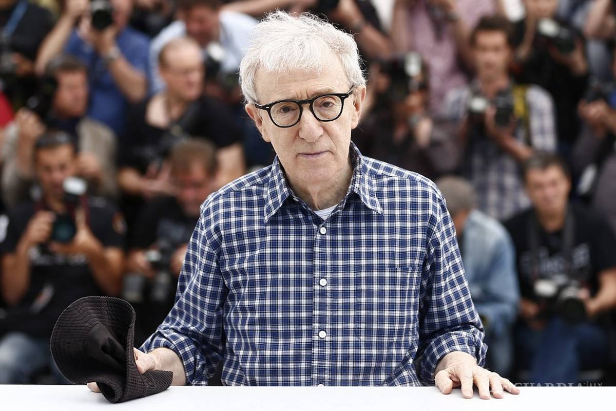 Dylan Farrow describe en TV supuesto abuso de Woody Allen; él niega todo