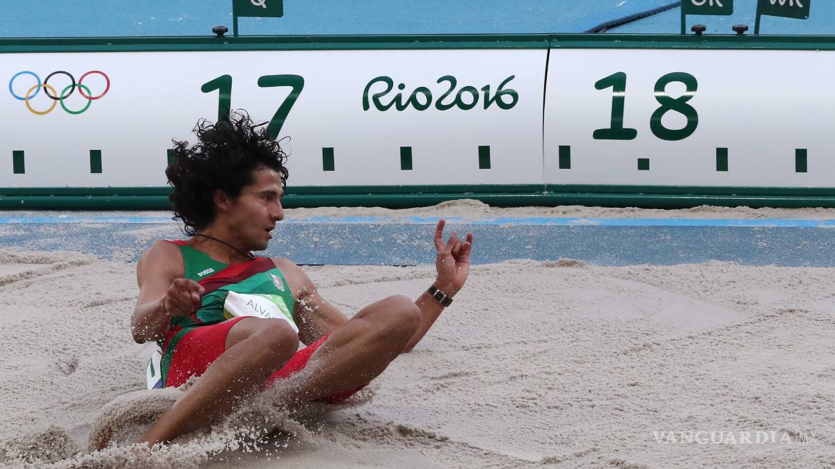 El mexicano Alberto Álvarez peleará por medalla en la final de salto triple