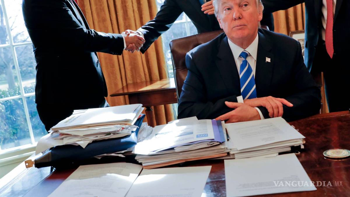 Demócratas dan prioridad a "no ciudadanos", acusa Donald Trump