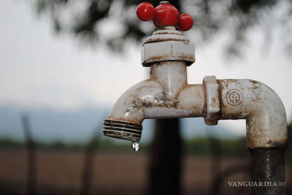 En Viesca se quejan por falta de agua