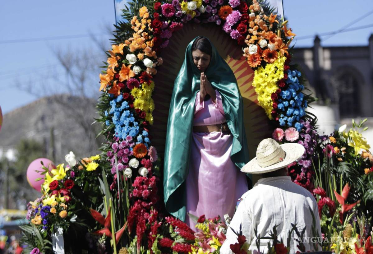 $!En Saltillo, miles de trabajadores participan en peregrinación guadalupana