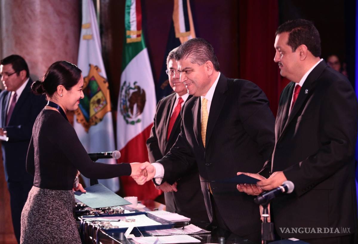 $!Reafirma Miguel Riquelme su compromiso con la UAdeC