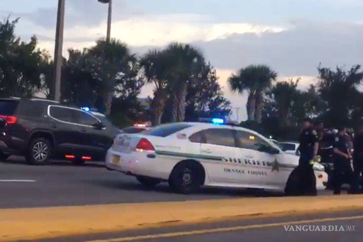 Controlan a hombre armado en el aeropuerto de Orlando; amenazaba con atacar