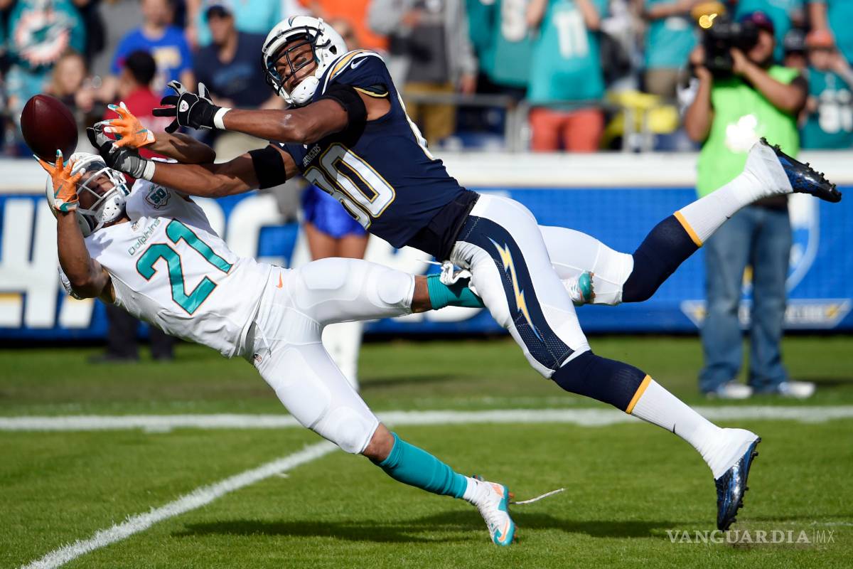 Chargers ganan, quizás en su último partido en San Diego